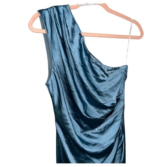 ELLIATT Cassini One Shoulder Dress Blue Size Medium NWOT Revolve VICI Anthro - Picture 9 of 17